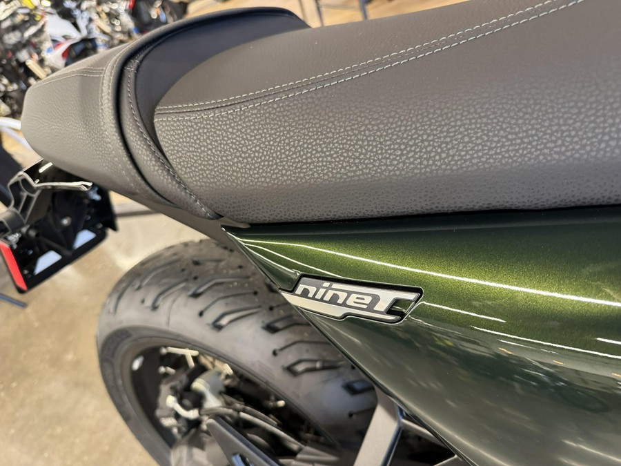 2025 BMW R 12 nineT - SAN REMO GREEN METALLIC