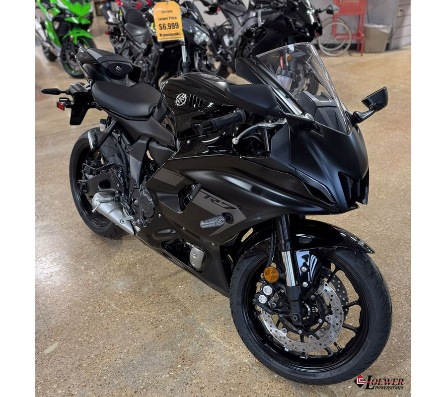2025 Yamaha YZF-R7
