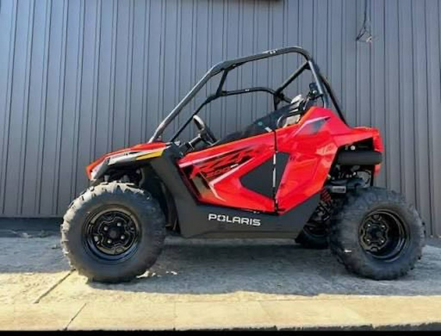 2026 Polaris RZR 200 EFI INDY RED