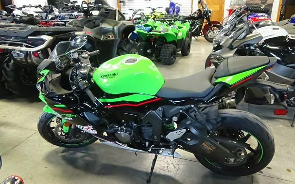 2022 Kawasaki Ninja ZX-6R KRT Edition
