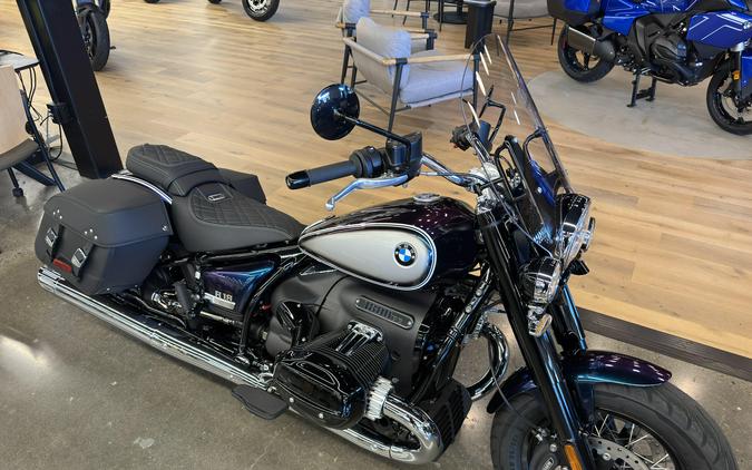 2023 BMW R 18 Classic - OPTION 719 - GALAXY DUST METALLIC - TITAN SILVER 2 METALLIC.. DEMO!!