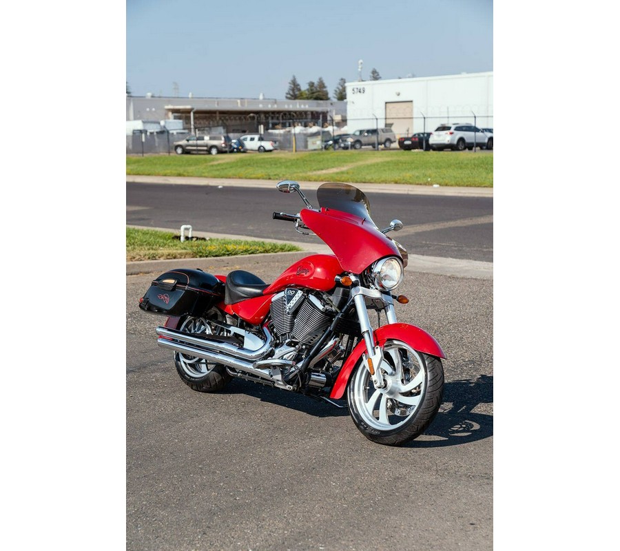 2006 Victory Kingpin Black