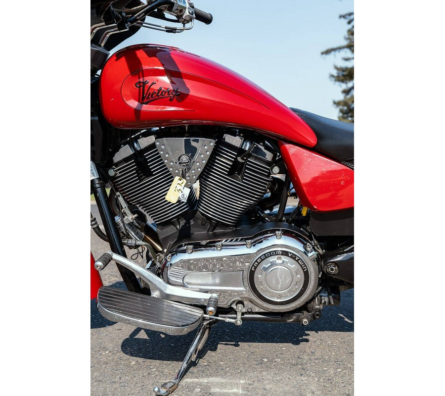 2006 Victory Kingpin Black