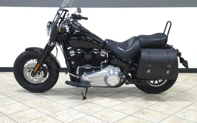 2019 Harley-Davidson® FLSL - Softail® Softail Slim®