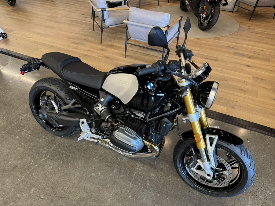 2025 BMW R 12 nineT - BLACK STORM METALLIC