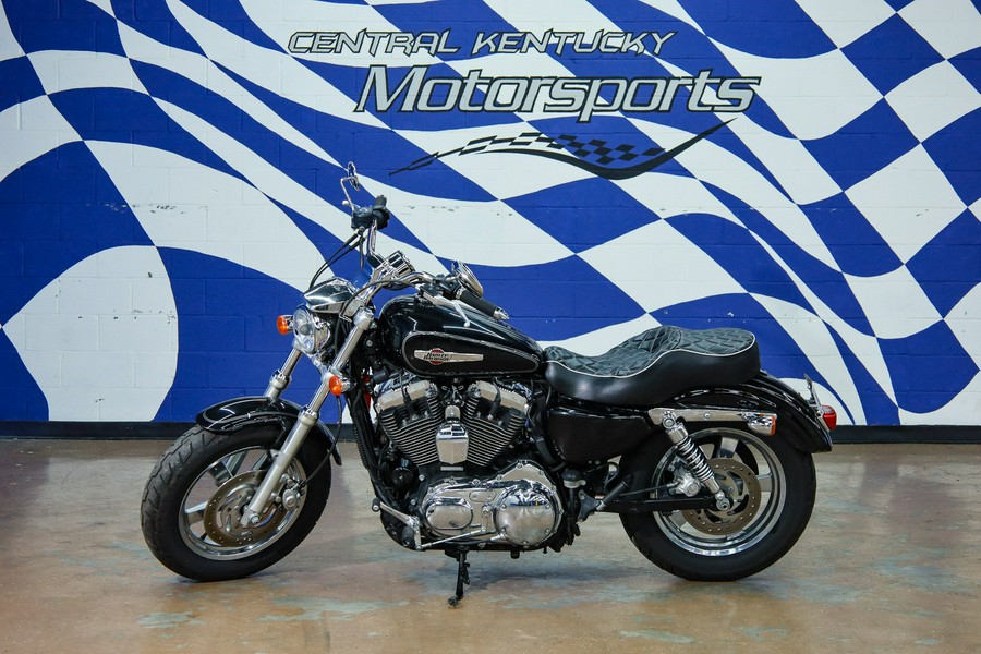 2011 Harley-Davidson® Sportster® 1200 Custom