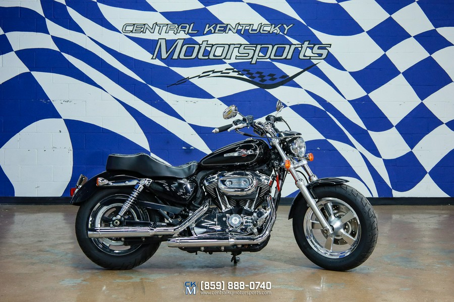 2011 Harley-Davidson® Sportster® 1200 Custom