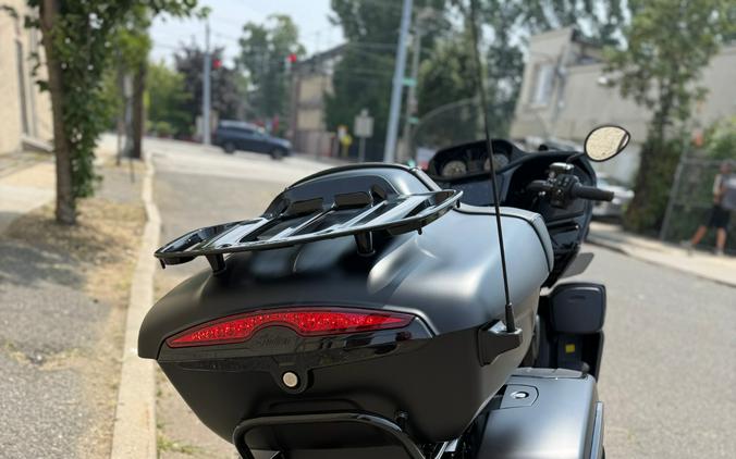 2025 Indian Pursuit® Dark Horse® with Powerband Audio Package