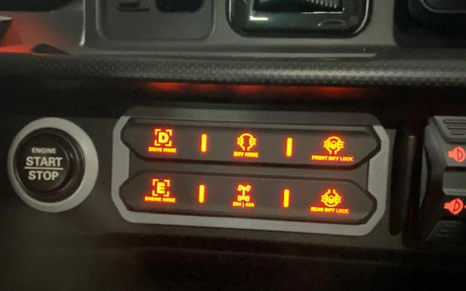 2026 Can-Am SSV DEF LTD 65 HD11 WH HB 26 Limited HD11