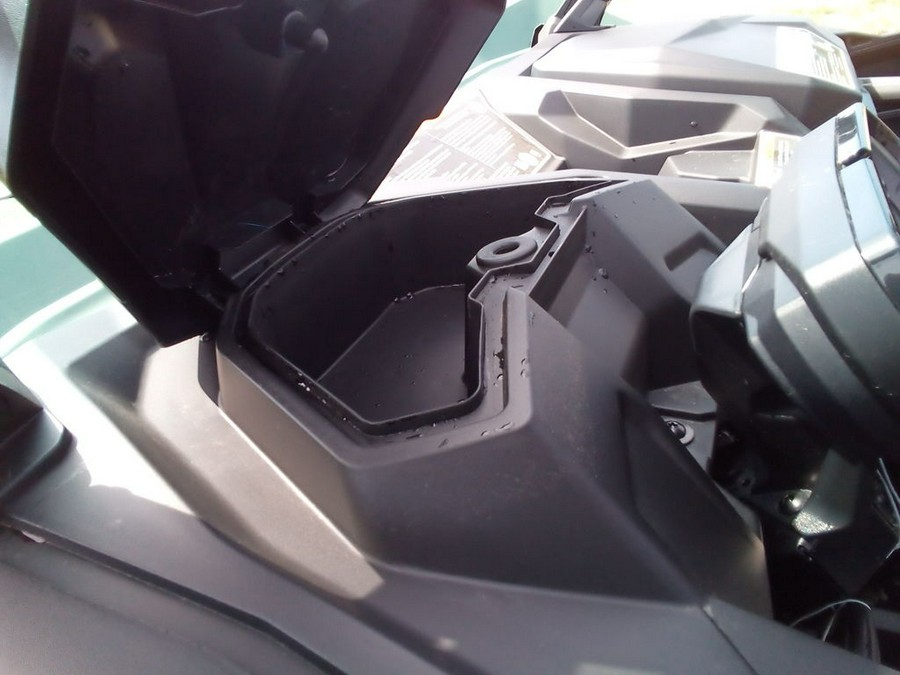 2026 Can-Am Commander MAX DPS 700
