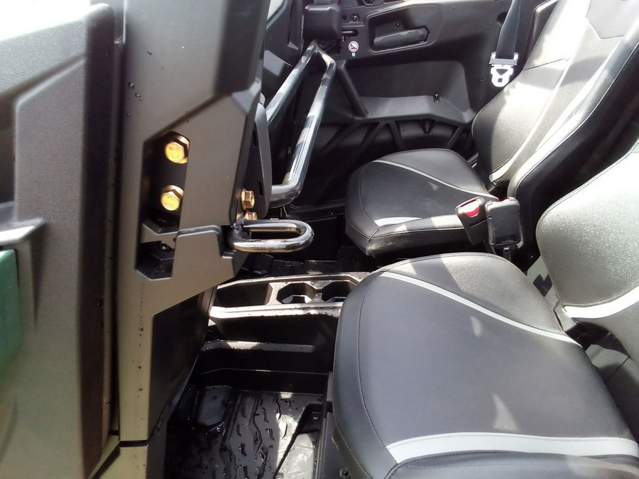 2026 Can-Am Commander MAX DPS 700