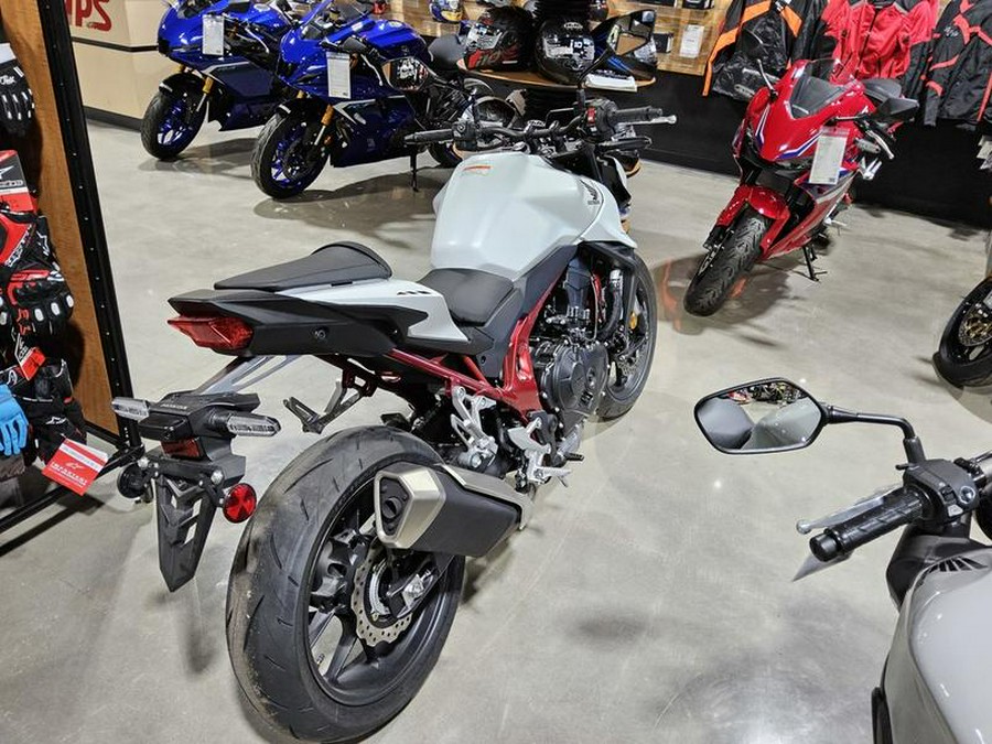 2025 Honda® CB750 Hornet