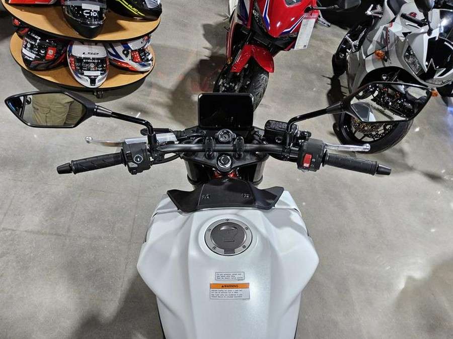 2025 Honda® CB750 Hornet