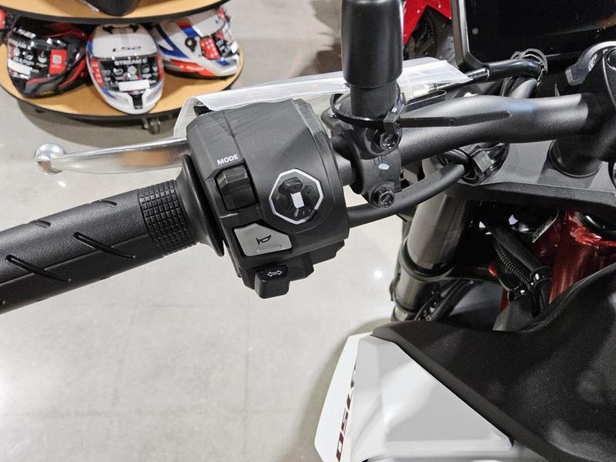 2025 Honda® CB750 Hornet