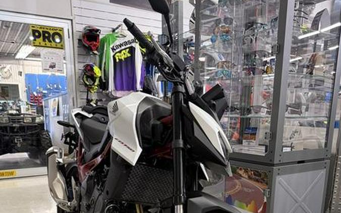 2025 Honda® CB750 Hornet