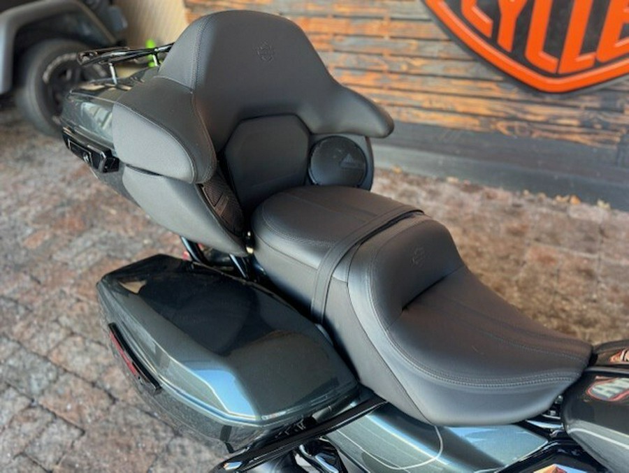 2026 Harley Davidson Street Glide Limited FLHXL