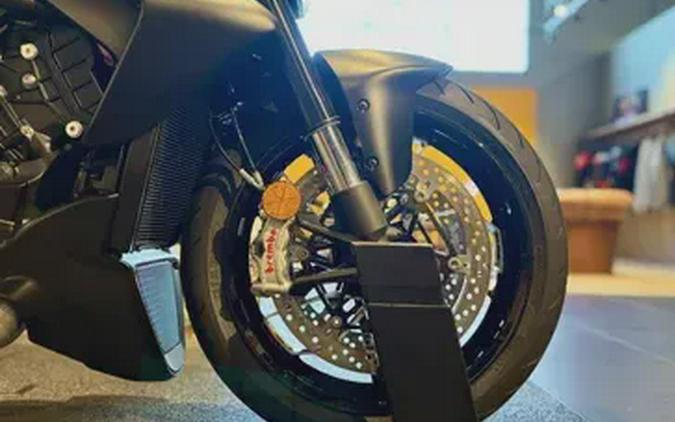 2026 Ducati DIAVEL V4