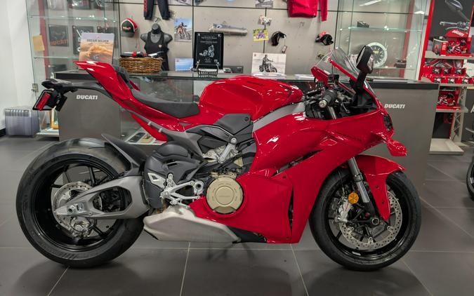 2026 Ducati PANIGALE V4
