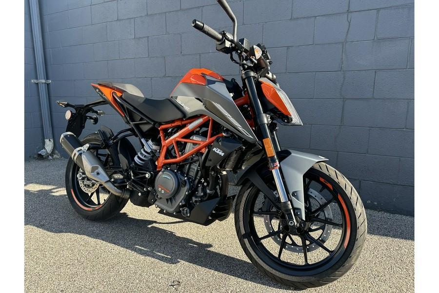 2023 KTM 390 Duke