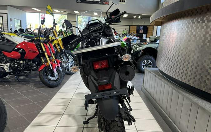 2025 Kawasaki KLR650 S Pearl Crystal White/Metallic Carbon Gra