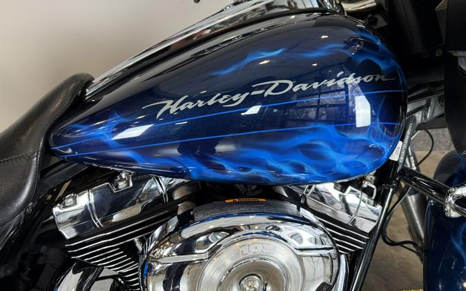 2012 Harley-Davidson® Road Glide® FLTRX