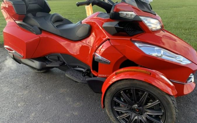 2013 Can-Am® Spyder® RT-S SE5