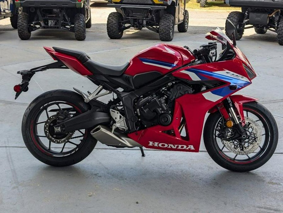 2025 Honda® CBR650R E-Clutch