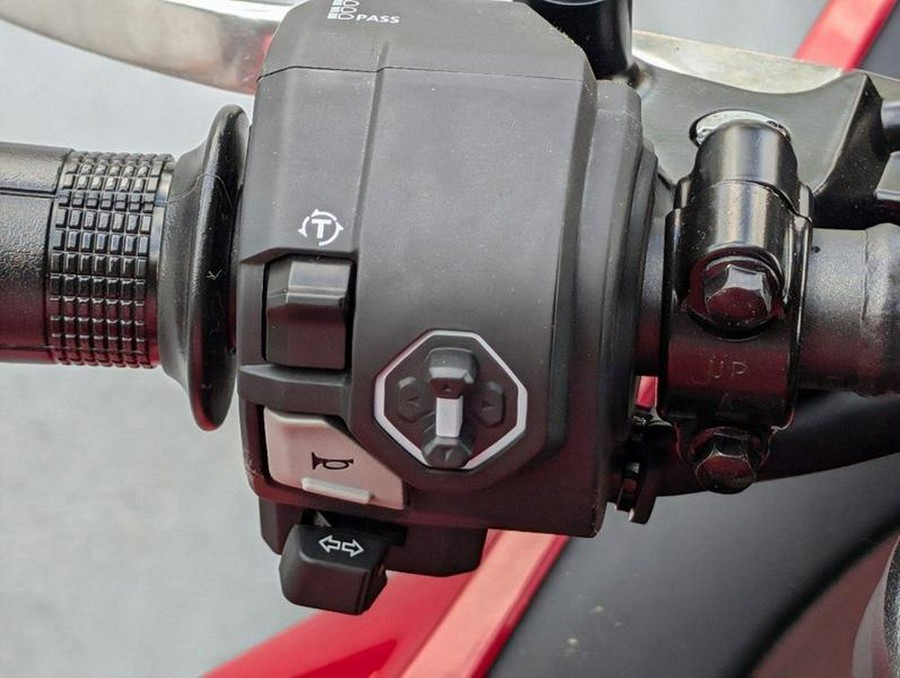 2025 Honda® CBR650R E-Clutch