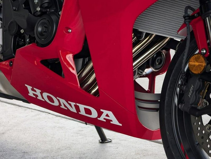 2025 Honda® CBR650R E-Clutch