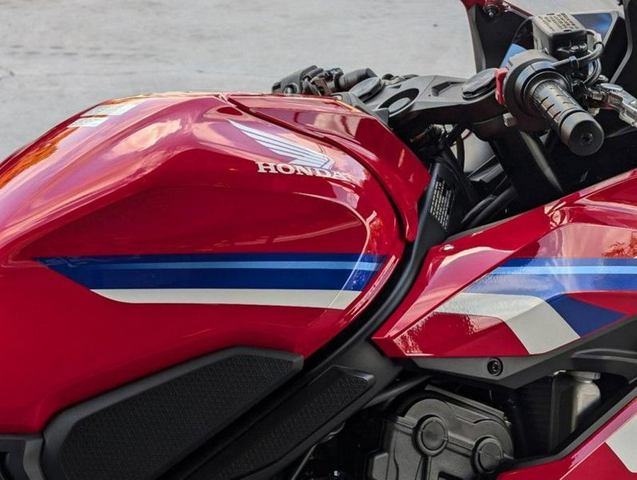 2025 Honda® CBR650R E-Clutch