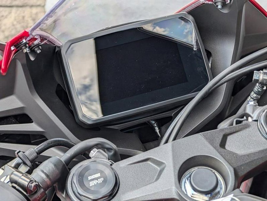 2025 Honda® CBR650R E-Clutch