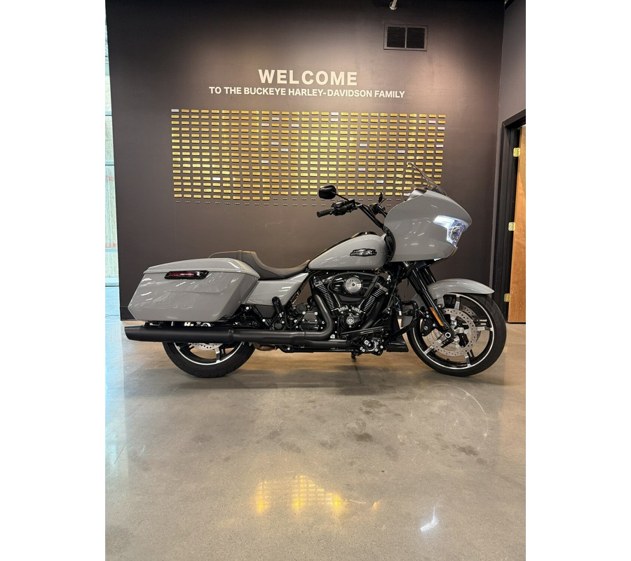 2025 Harley-Davidson® Road Glide® Billiard Gray