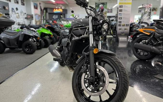 2024 Kawasaki Eliminator® Pearl Storm Gray