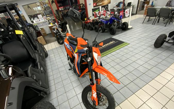 2024 KTM SMC 690 R