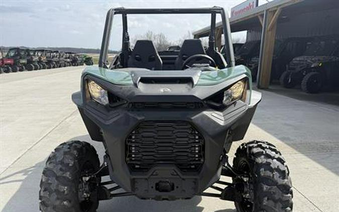 2026 Can-Am Commander DPS 700