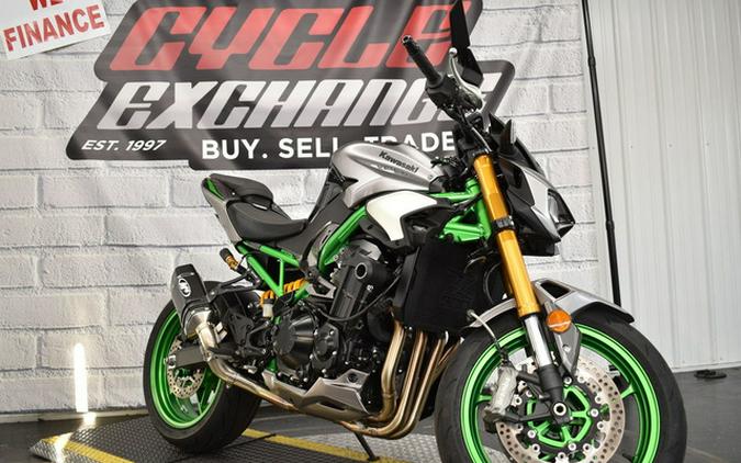 2025 Kawasaki Z900 SE ABS