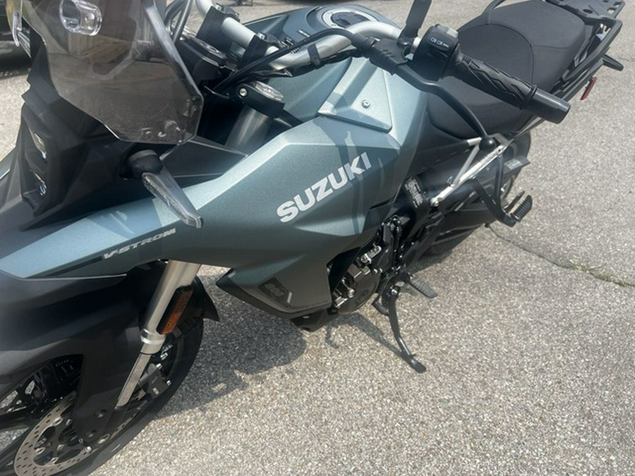 2024 Suzuki V-Strom 800