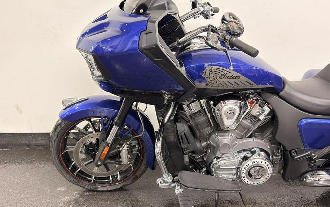 2022 Indian Motorcycle® Challenger® Limited Spirit Blue Metallic/Black Metallic