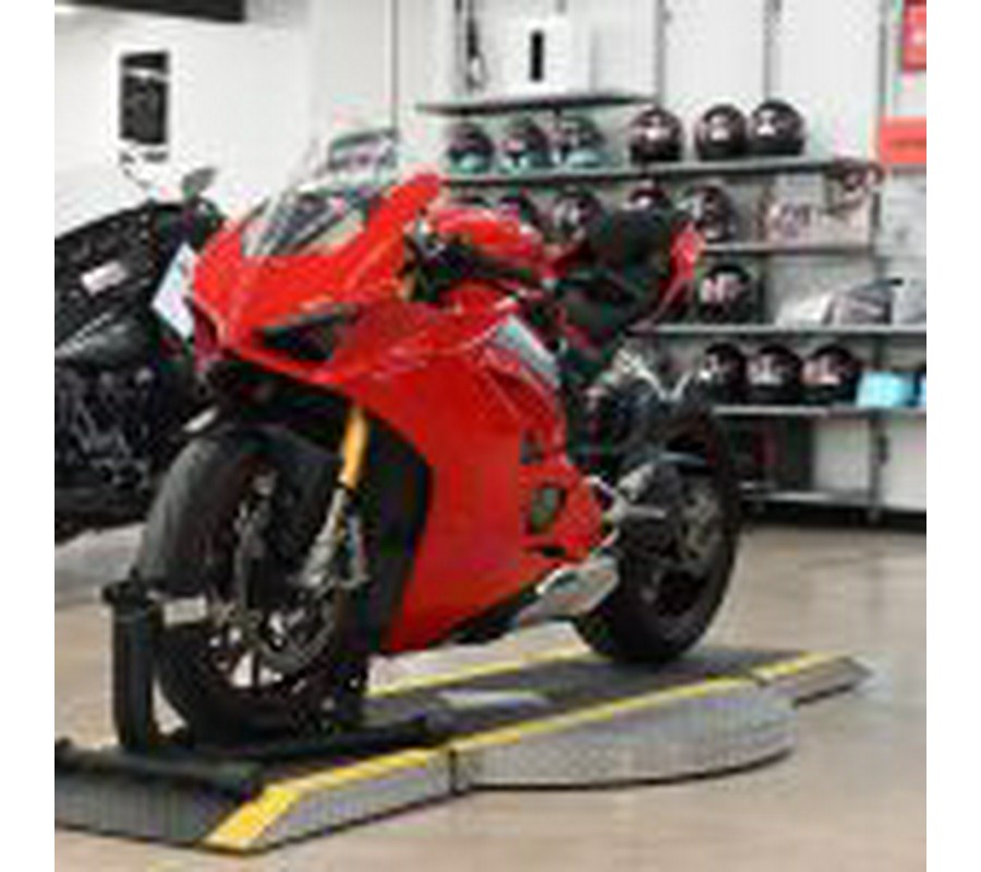 2018 Ducati Panigale V4 S
