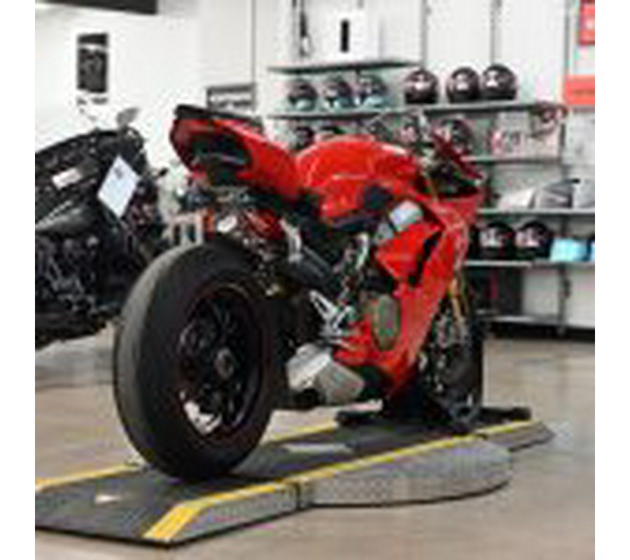 2018 Ducati Panigale V4 S