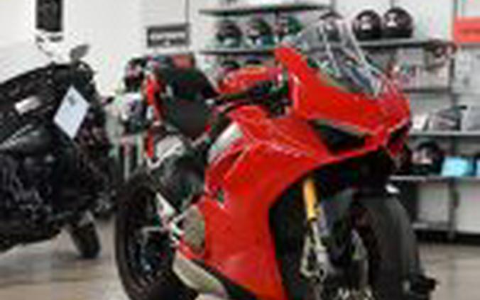 2018 Ducati Panigale V4 S