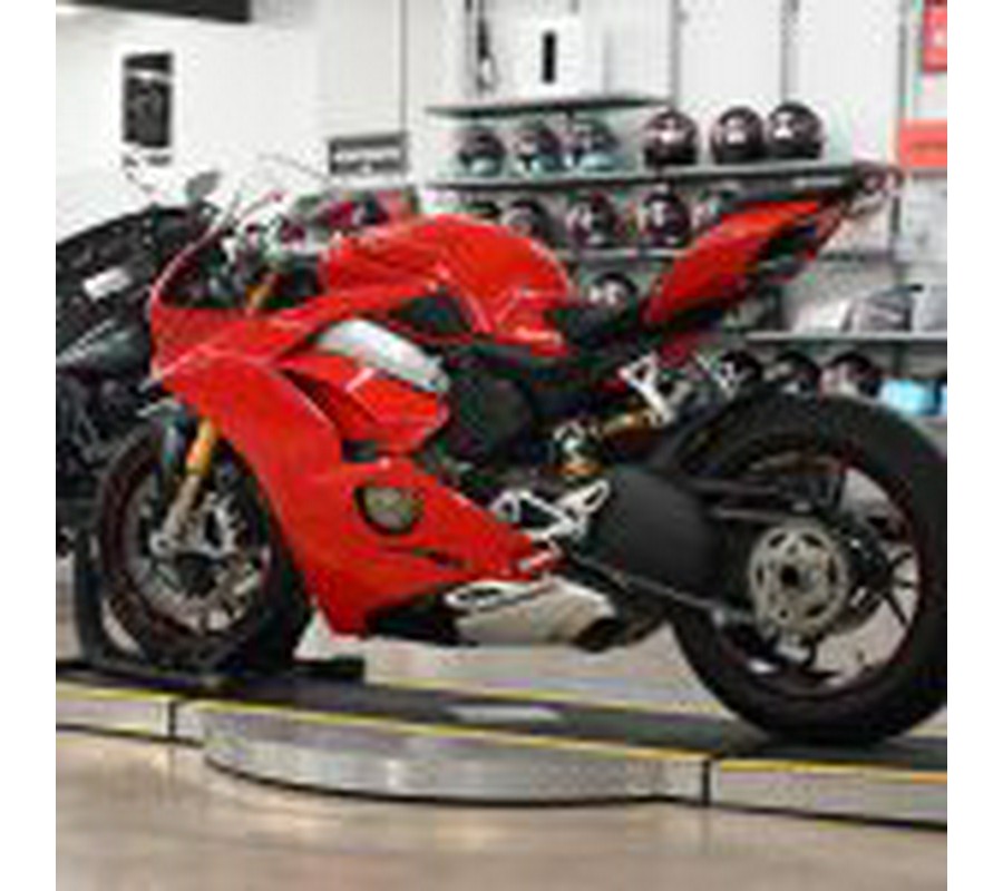 2018 Ducati Panigale V4 S