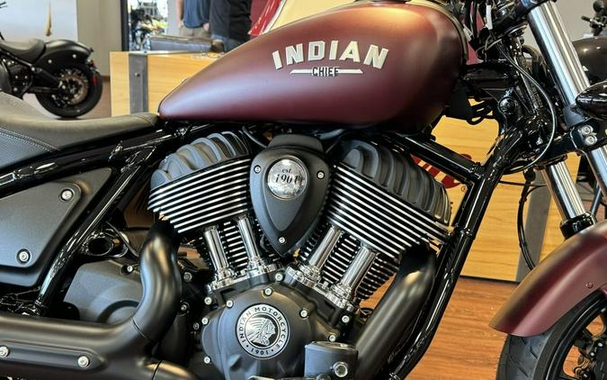 2024 Indian Motorcycle® Chief ABS Maroon Metallic Smoke