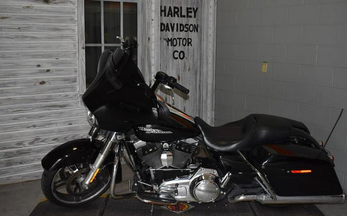 2014 Harley-Davidson® FLHX - Street Glide®