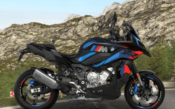 2026 BMW M 1000 XR