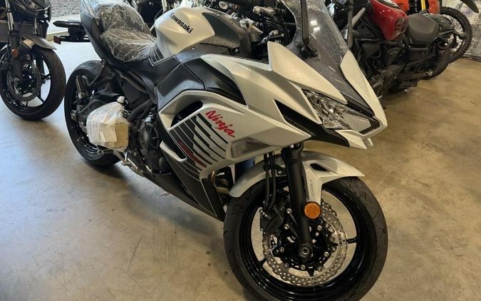 2026 Kawasaki Ninja® 650 ABS