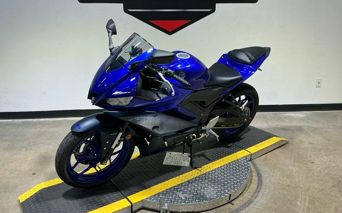 2023 Yamaha YZF-R3 ABS
