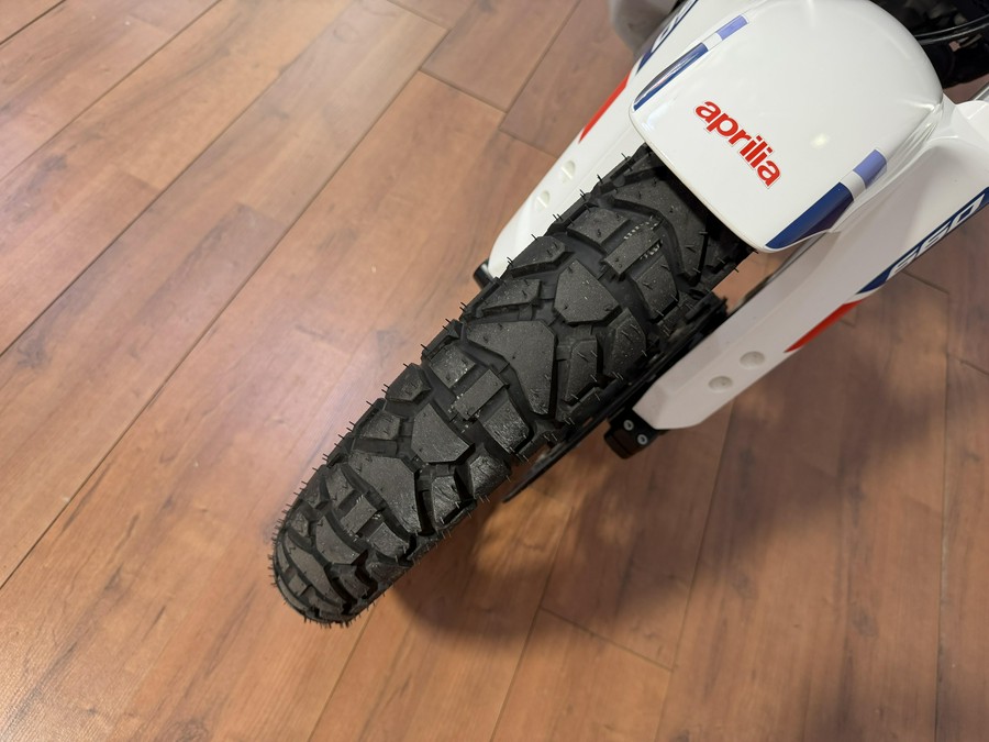 2022 APRILIA TUAREG 660