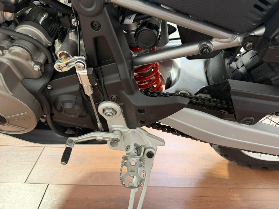 2022 APRILIA TUAREG 660