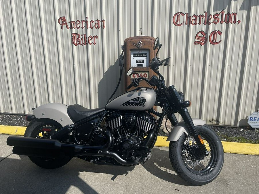 2023 Indian Motorcycle® Chief® Bobber Dark Horse® Silver Quartz Smoke